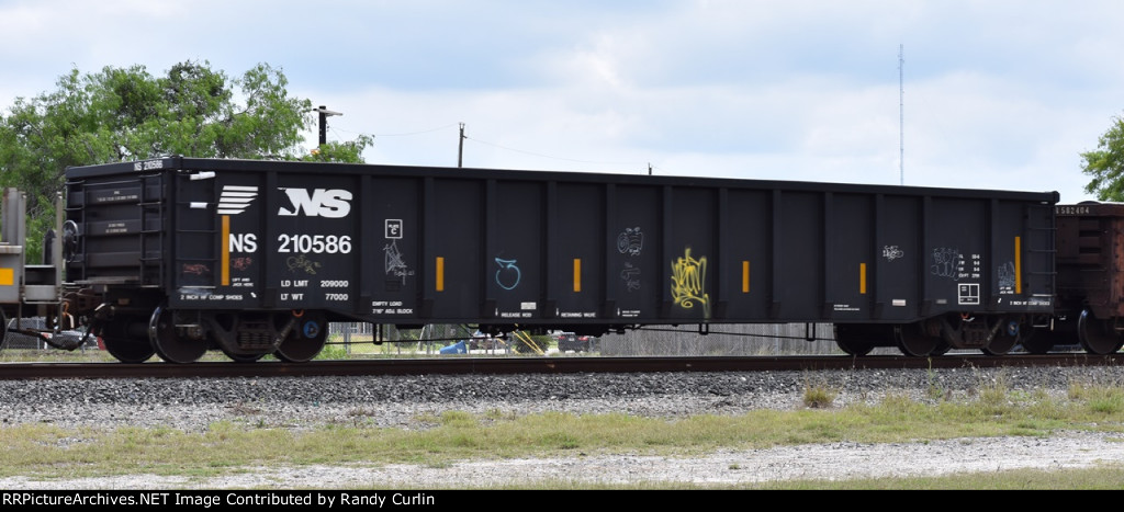 NS 210586